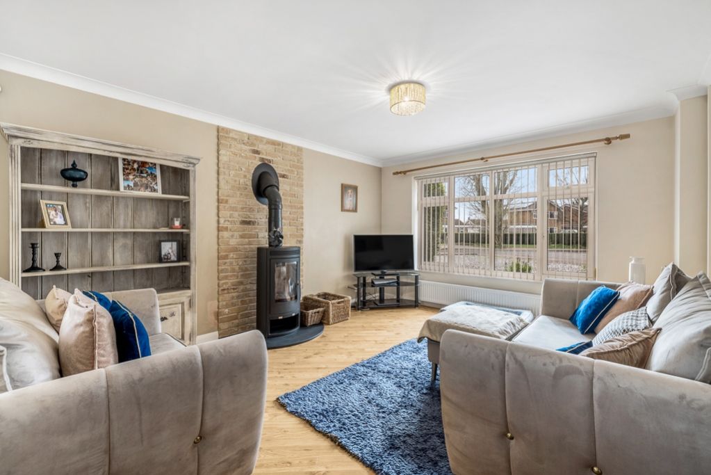 Property photo 2 of 30 11 Lime Grove (Holbeach)-25