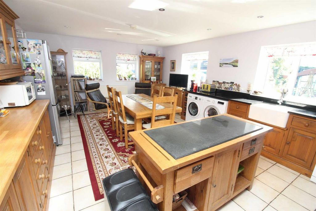 Property photo 2 of 23 Additional Photo