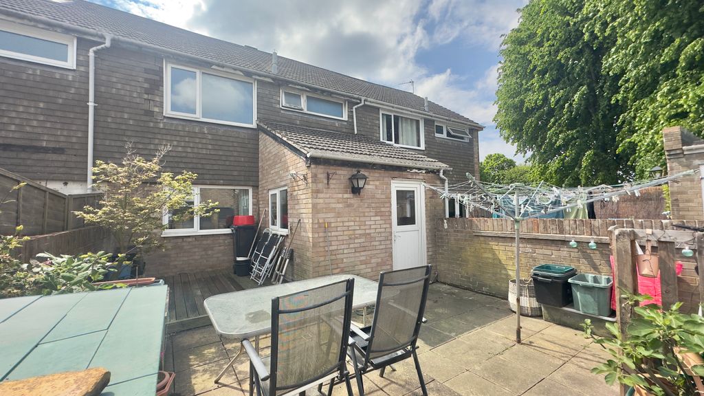 Property photo 2 of 29 Img_3554