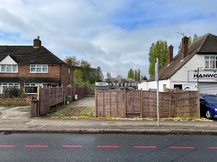 Property photo 2 of 3