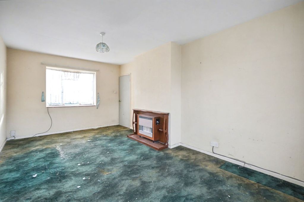 Property photo 3 of 19