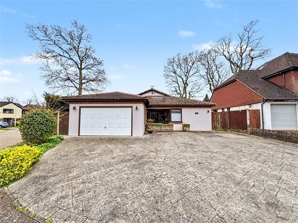 Property photo 3 of 24 Picture No. 17