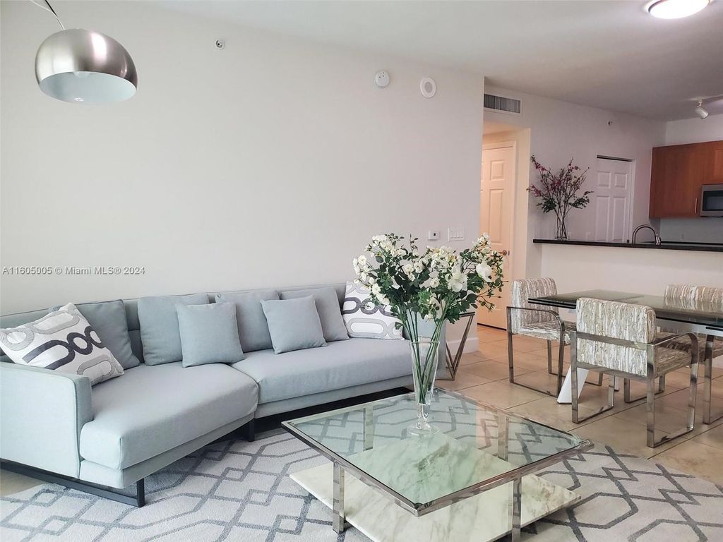 Property photo 2 of 14 <Alttext/>