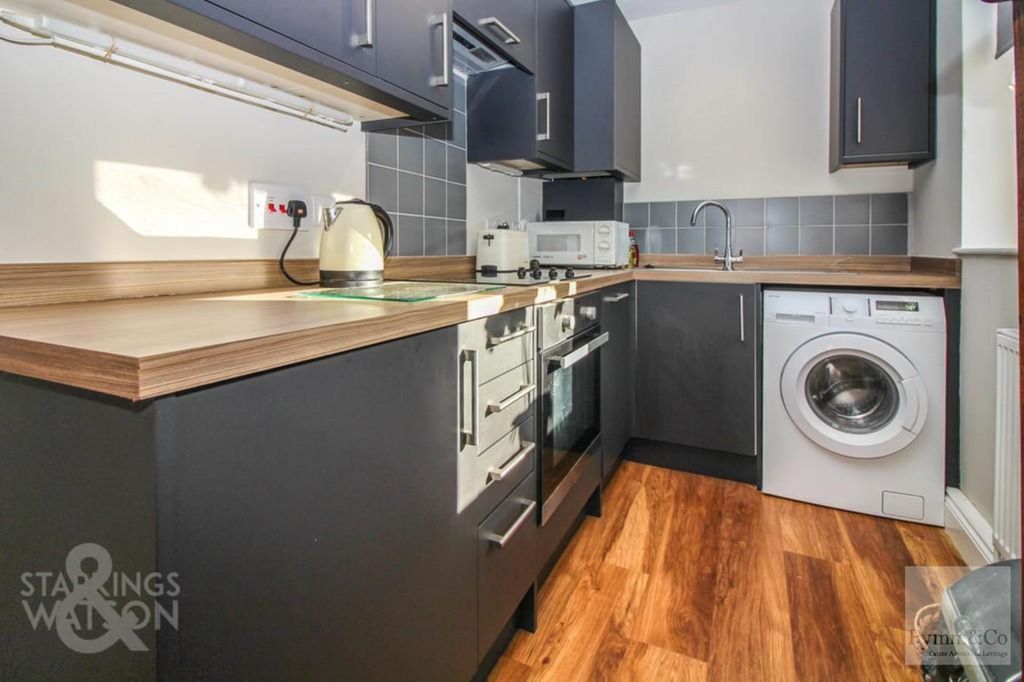 Property photo 3 of 11