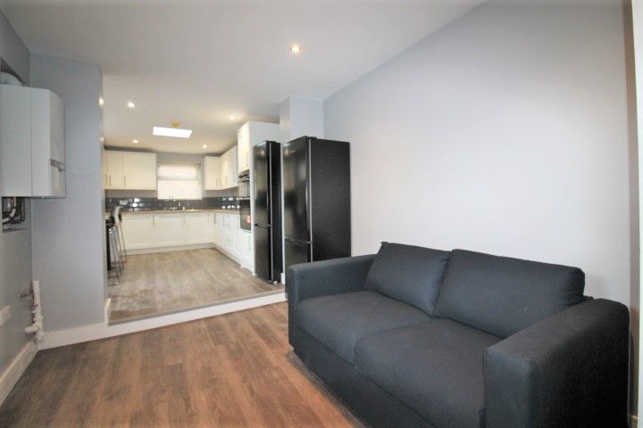 Property photo 2 of 5