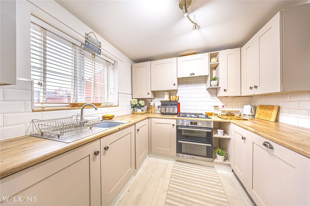 Property photo 2 of 24 Picture No. 02