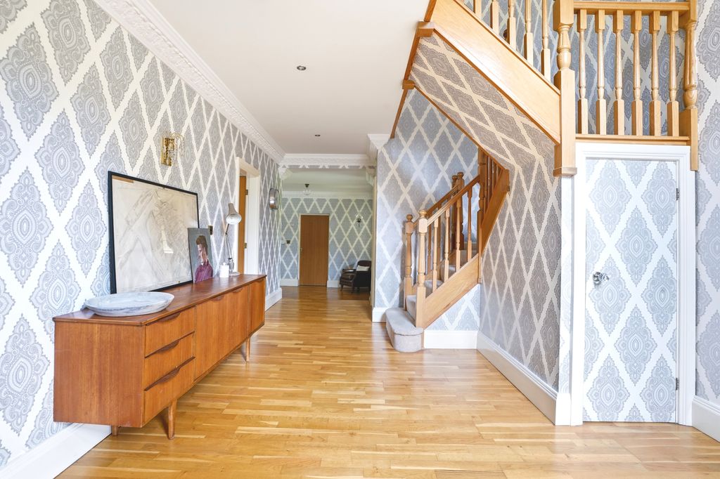 Additional image 12 of 6 bed detached house for saleBirchwood Dell, Bessacar, Doncaster DN4