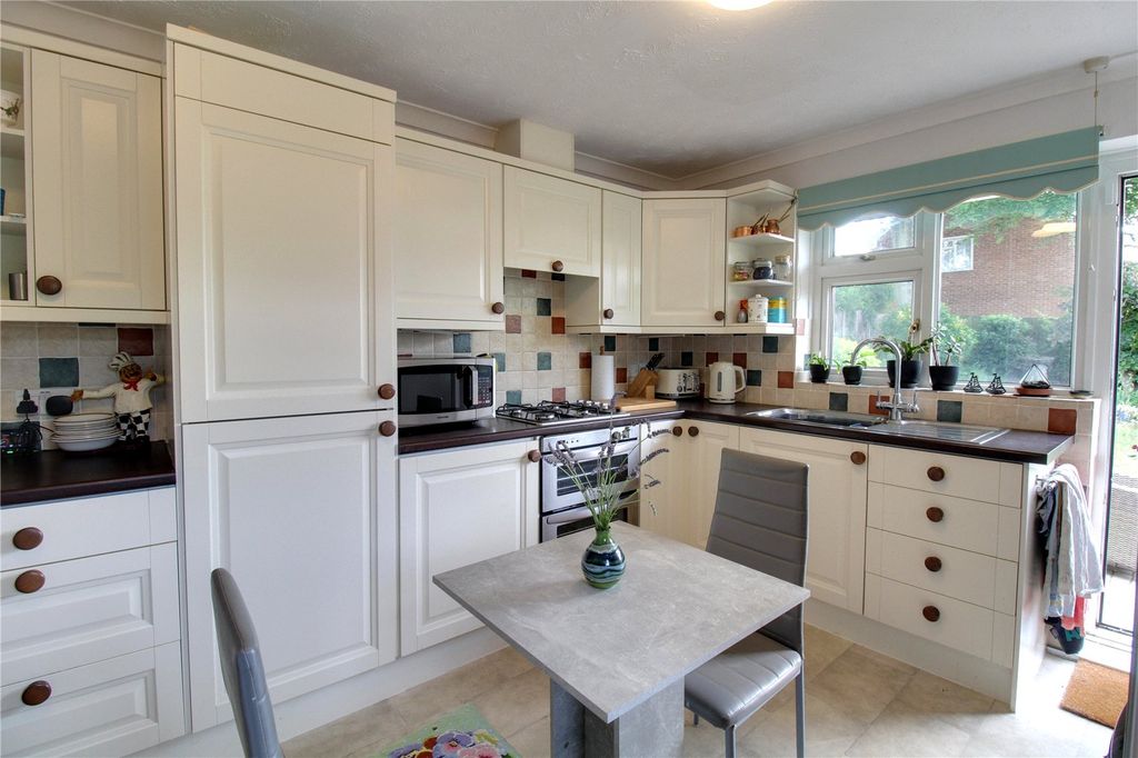 Property photo 2 of 14 Picture No. 03