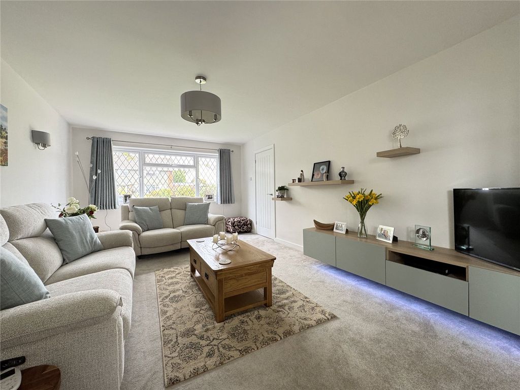 Property photo 3 of 22 Picture No. 14