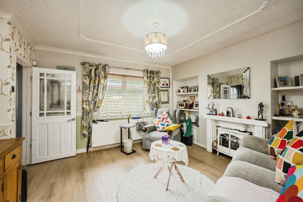 Property photo 2 of 16
