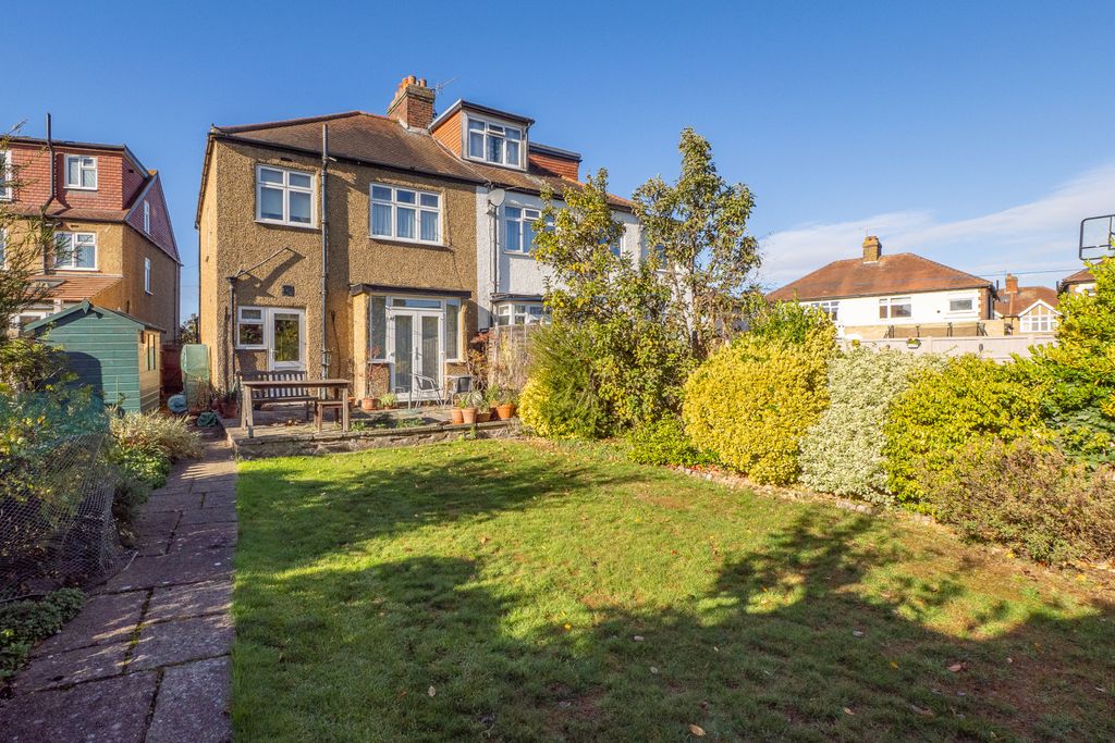 Property photo 3 of 30 Picture No. 27