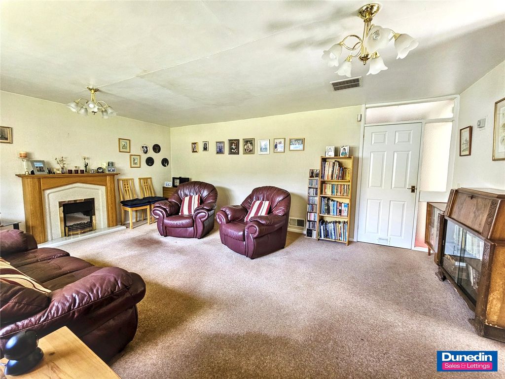 Property photo 2 of 19 Picture No. 07