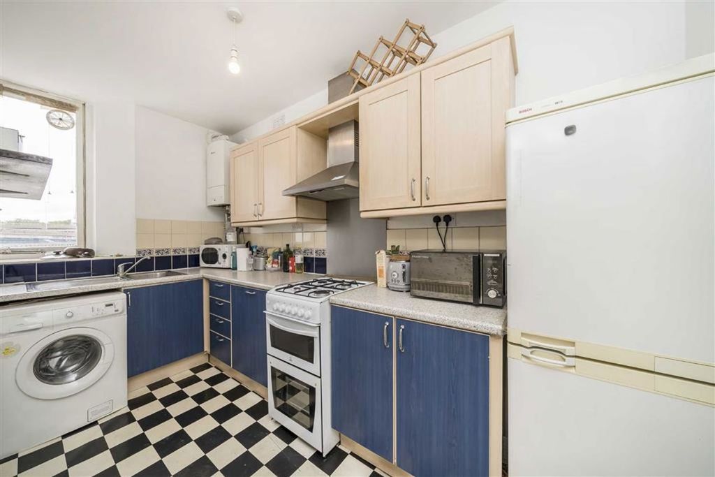 Property photo 3 of 6