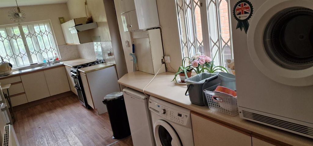 Property photo 2 of 9 Img-20240720-Wa0012.Jpg