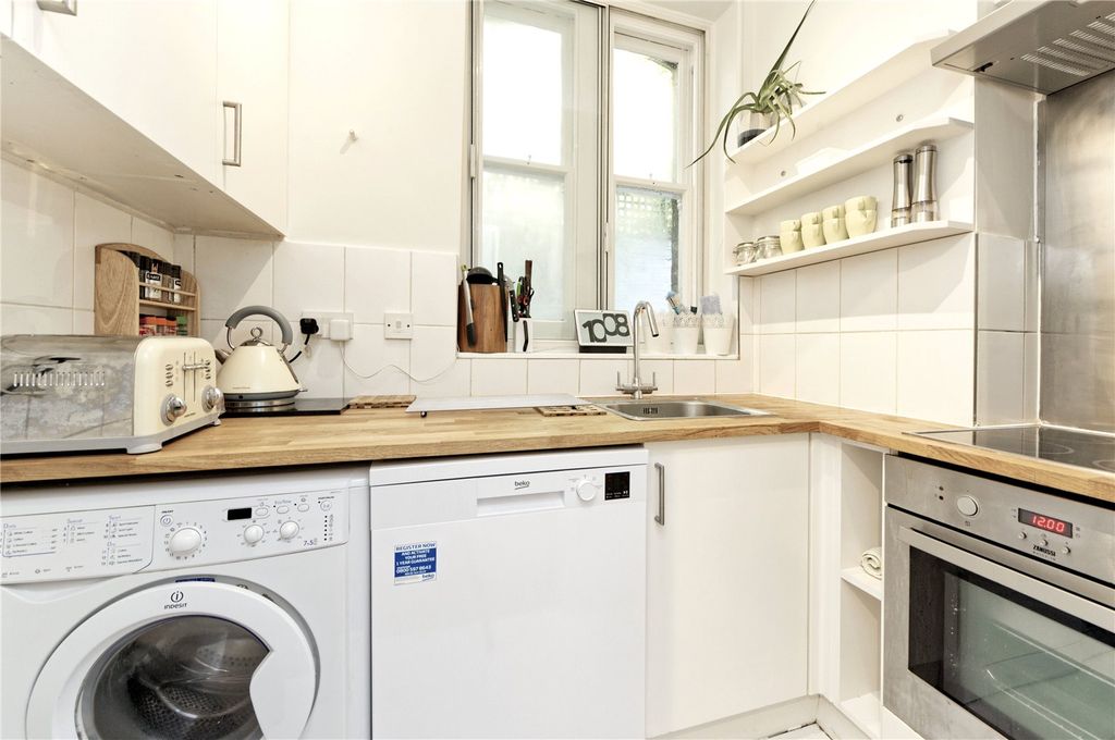 Property photo 3 of 9 A085i00000L95Aiaab_Bgo140035_17.Jpg