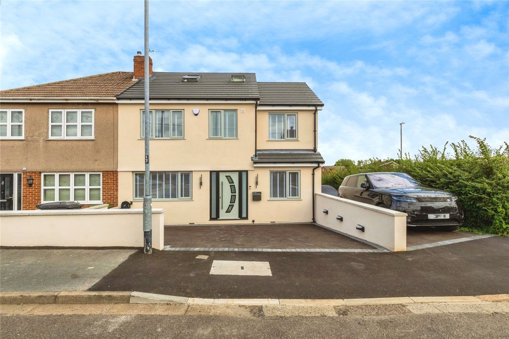 Property photo 2 of 40 Picture No. 76