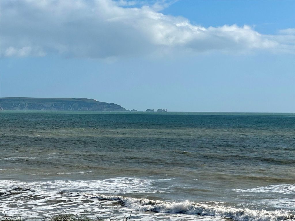 Property photo 2 of 7 Picture No. 05