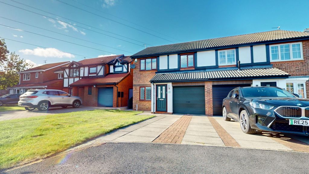Property photo 1 of 25 5524061