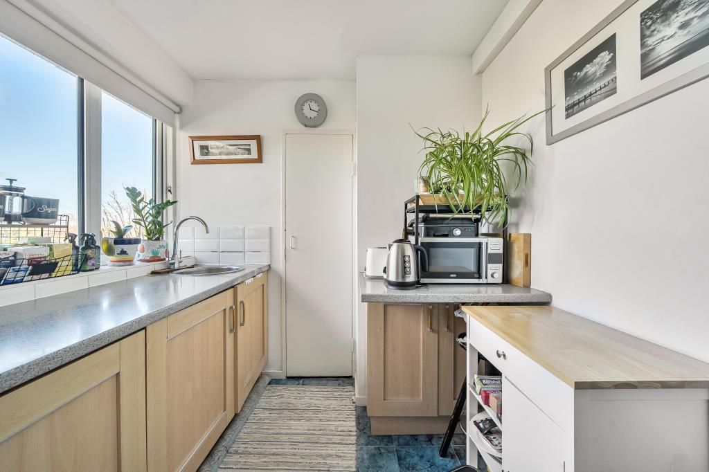 Property photo 3 of 22 Kitchen