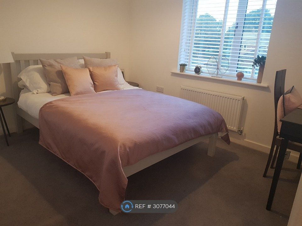 Property photo 1 of 3