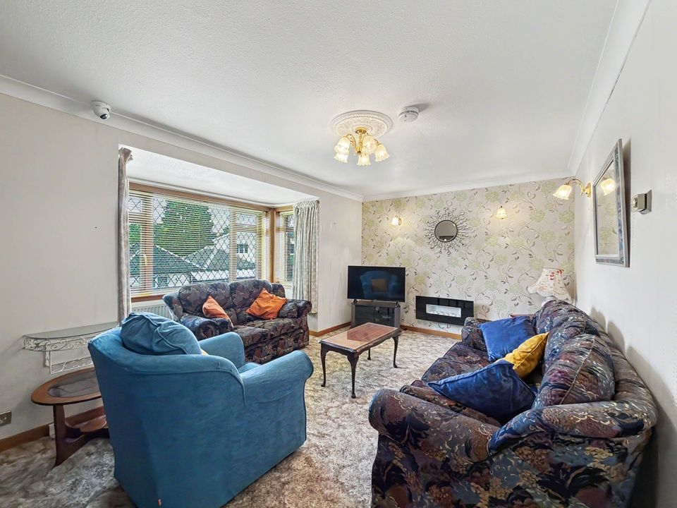 Property photo 2 of 30