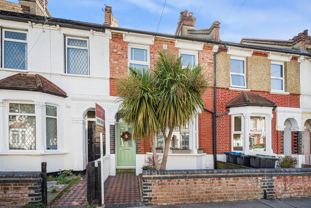 Property photo 1 of 30