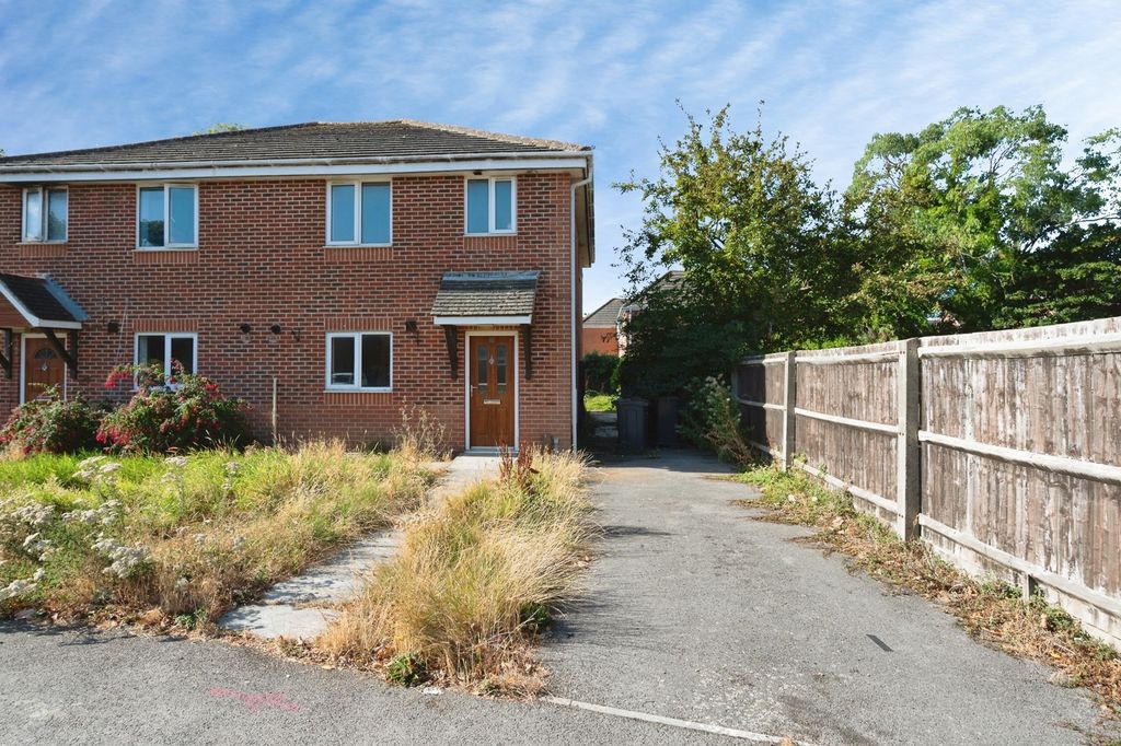 Property photo 1 of 8 Pbox-Img.Jpg