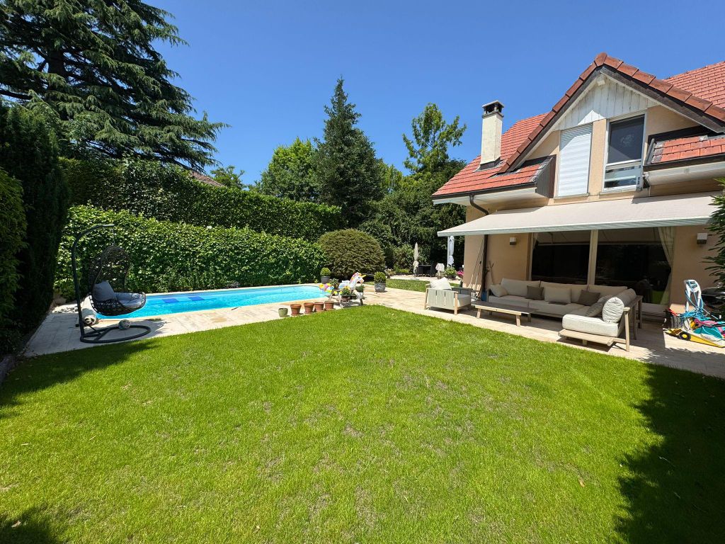 Property photo 2 of 3