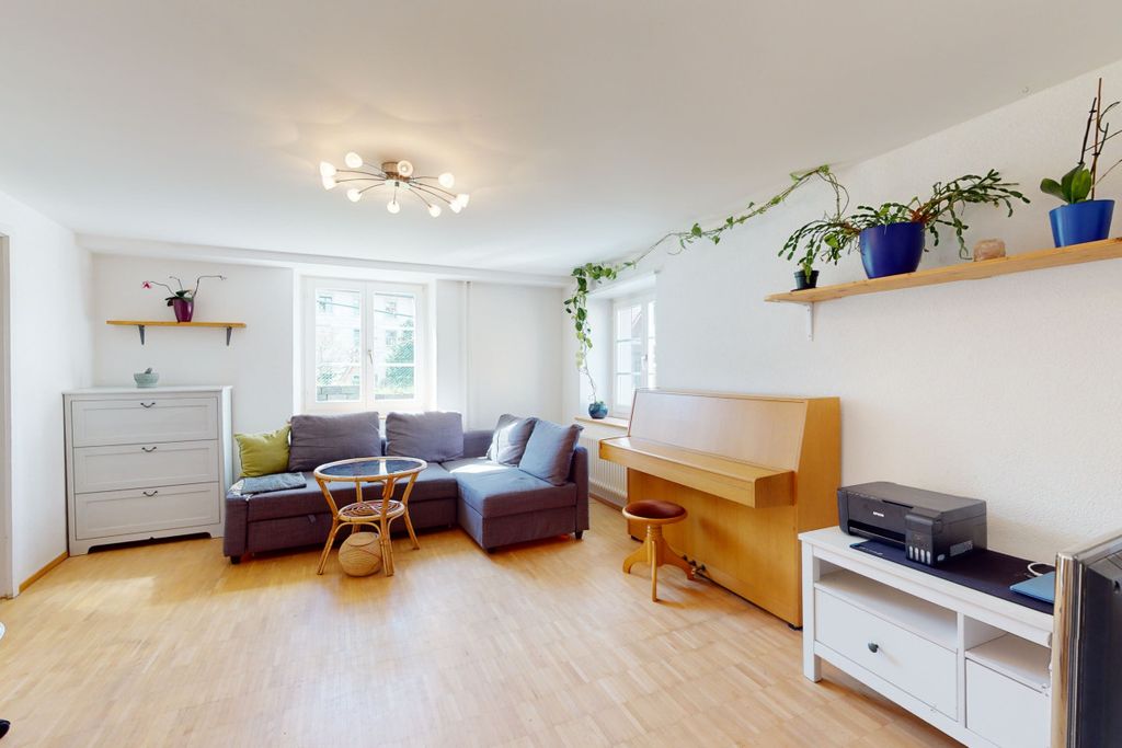 Property photo 3 of 13