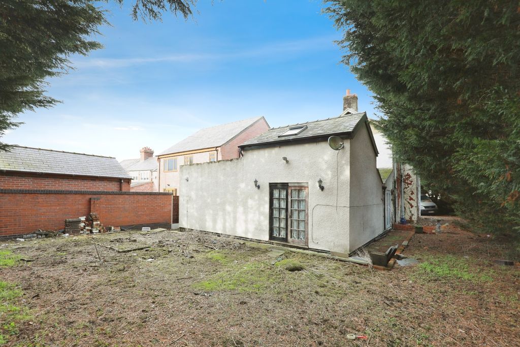 Property photo 3 of 17 Pbox-Img.Jpg