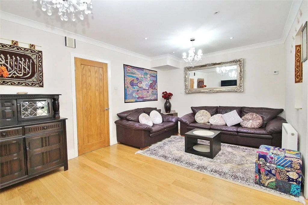 Property photo 2 of 12 Picture No. 04