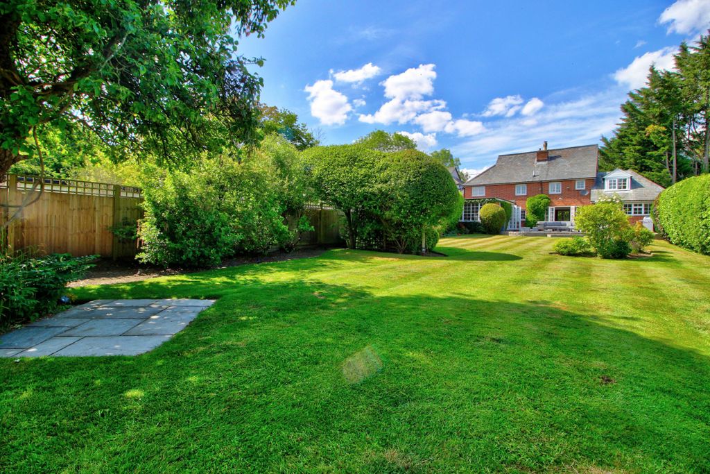Property photo 2 of 41