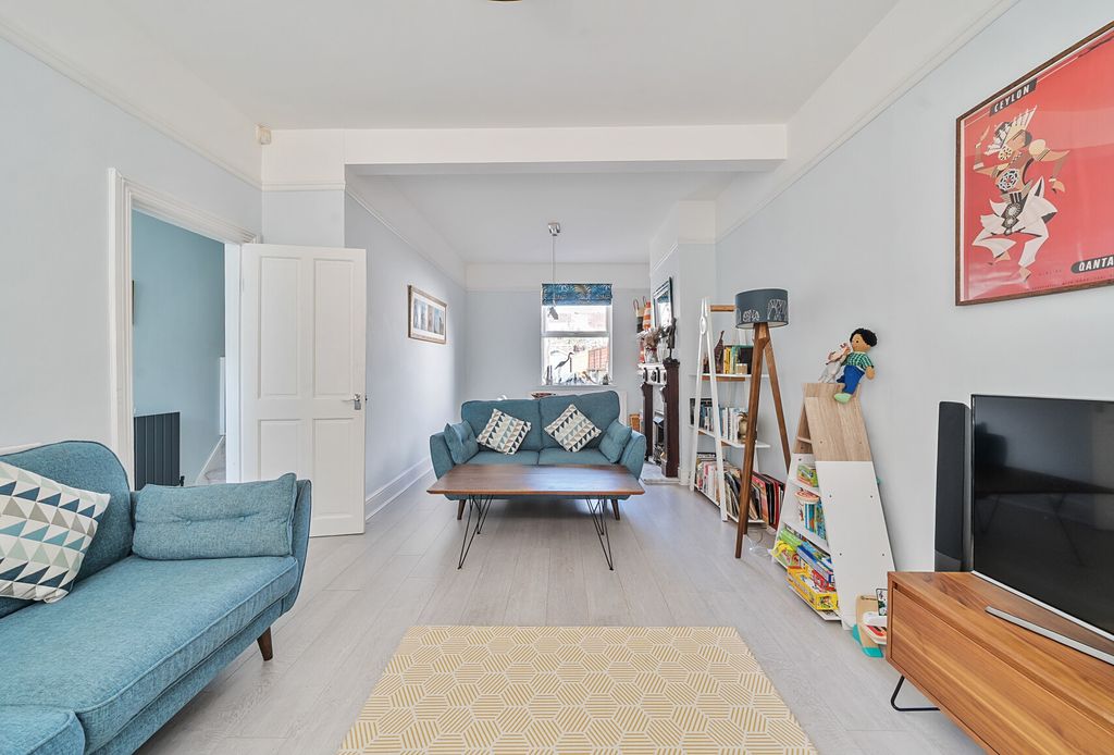 Property photo 2 of 21 1269508 (3).Jpg