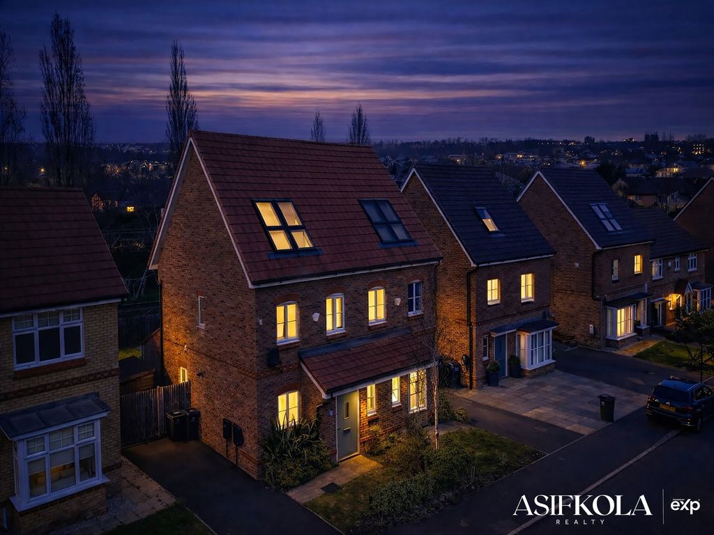 Property photo 1 of 28