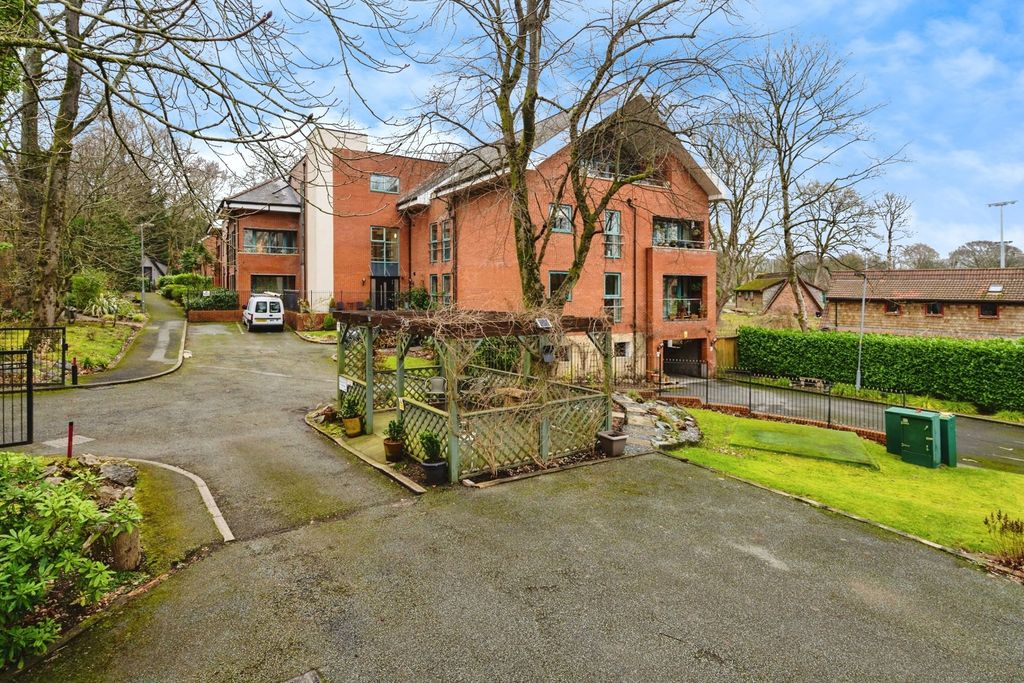 Property photo 2 of 26 Pbox-Img.Jpg