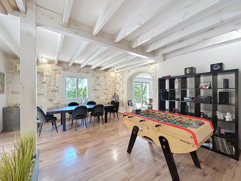 Property photo 2 of 20 Baef3Ca6Ac691Ef43741E3E7527Ab597_6Cf61F5A97_2896-Big