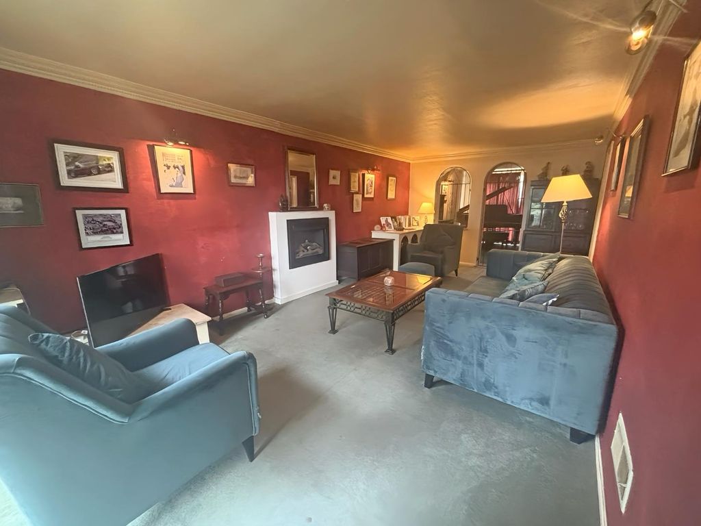 Property photo 2 of 23 Img_1919.Jpeg