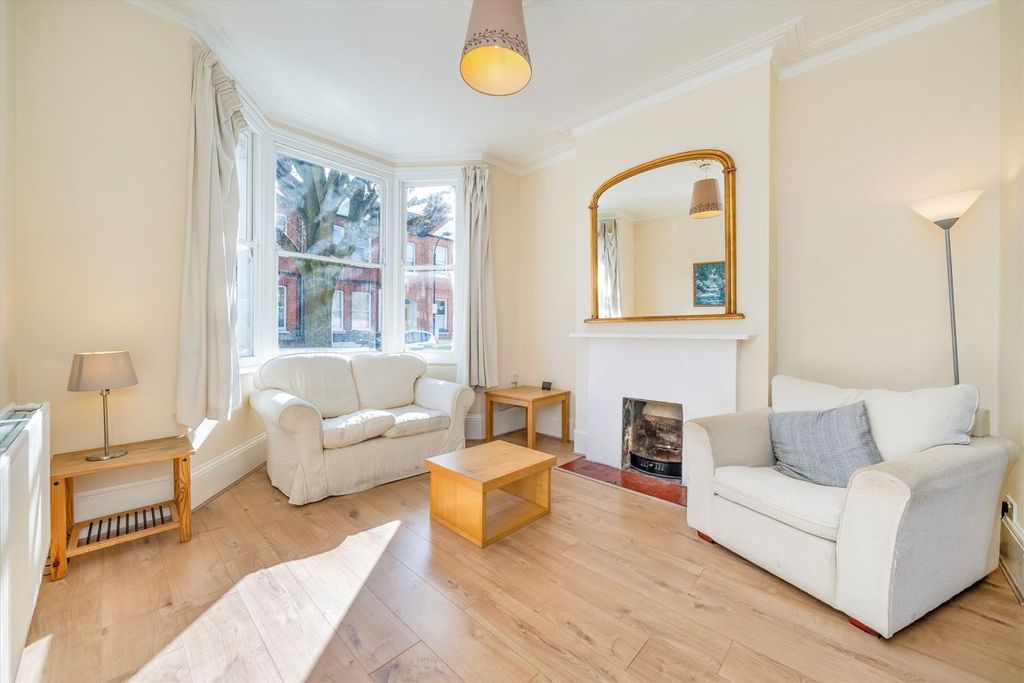 Property photo 2 of 9