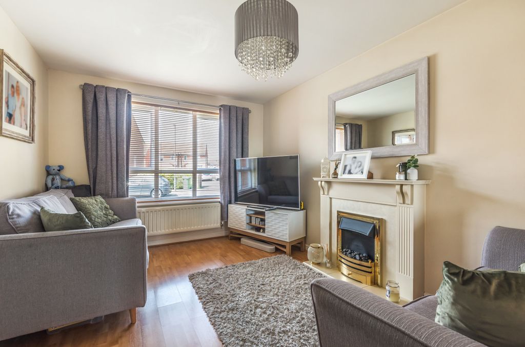 Property photo 2 of 10 994720 (2).Jpg