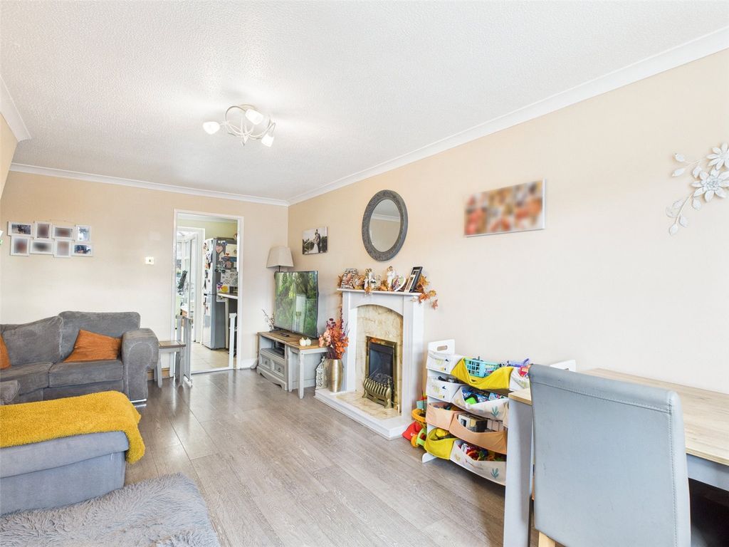 Property photo 2 of 21 Picture No. 14