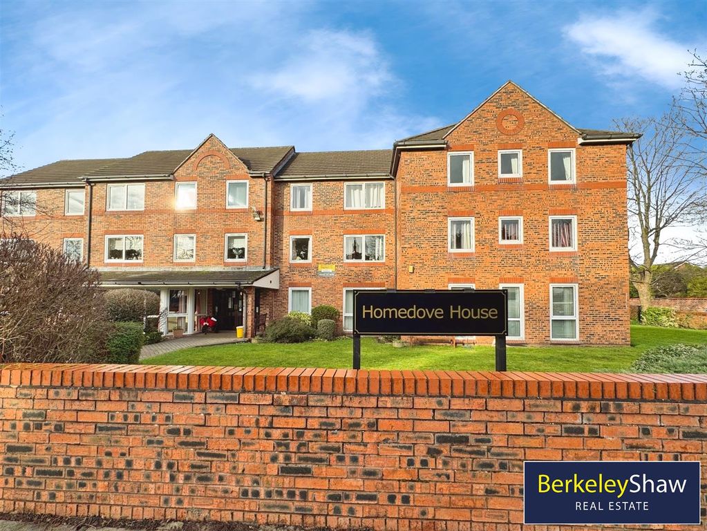 Property photo 1 of 10 External