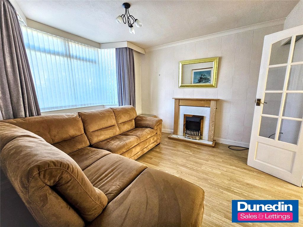 Property photo 3 of 17 Picture No. 08