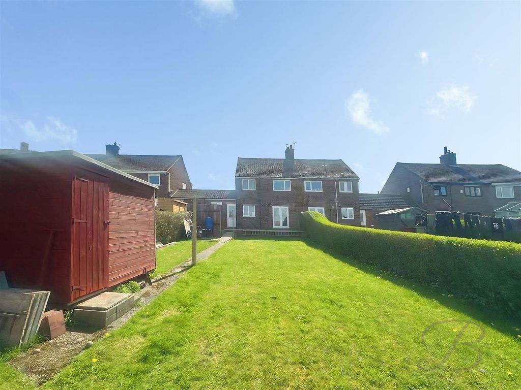 Property photo 3 of 7 9A103407-B8Olg4Mfxkyoyvebm73Cgw.Jpg