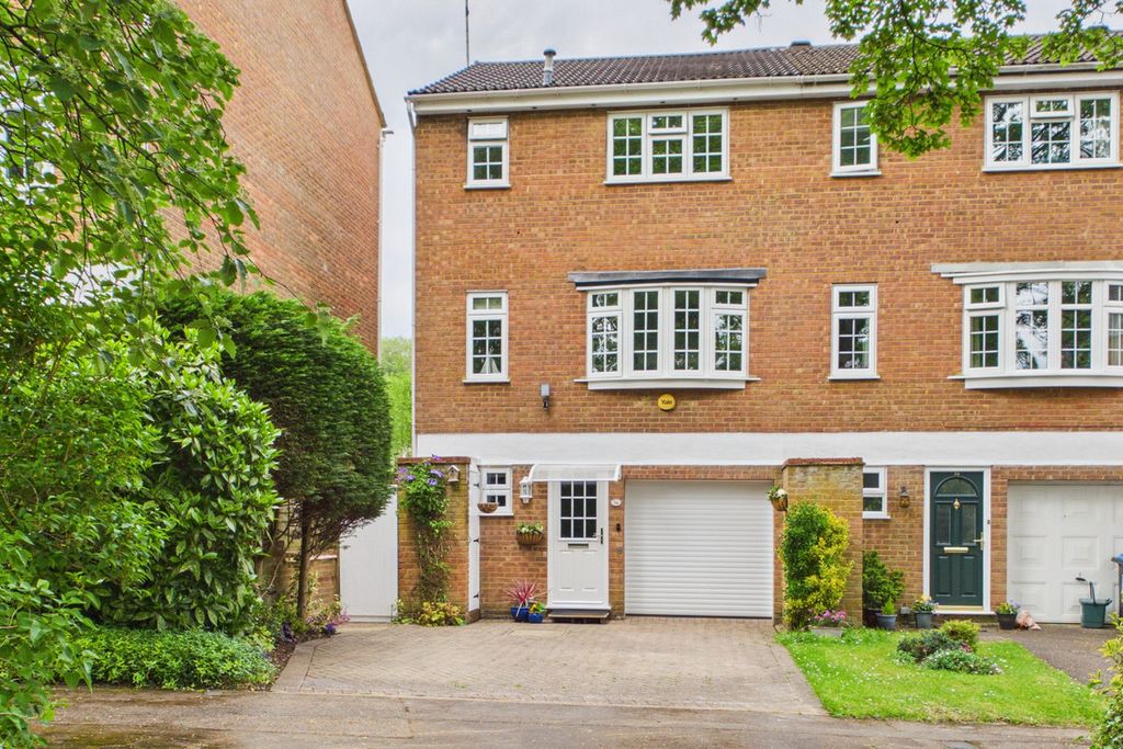 Property photo 1 of 26