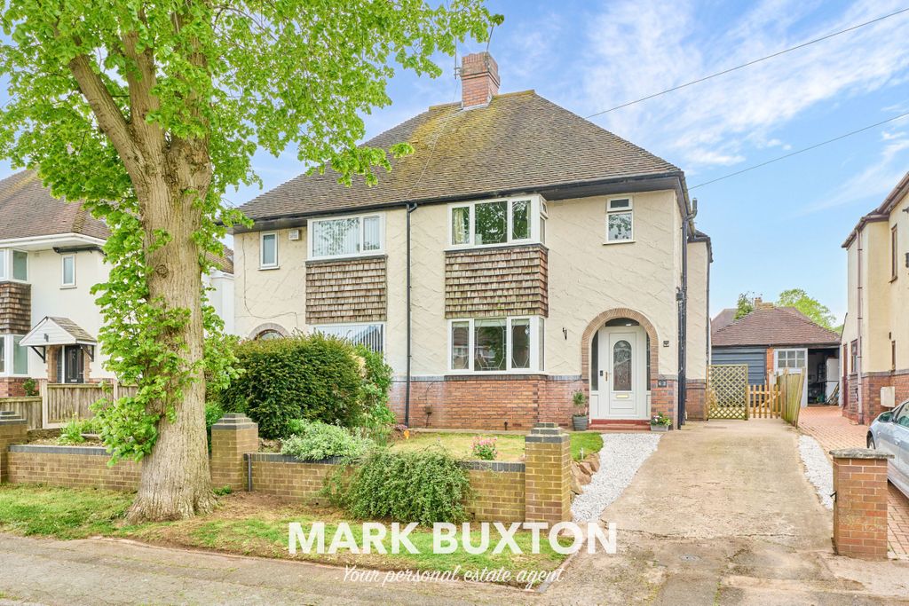 Property photo 1 of 35