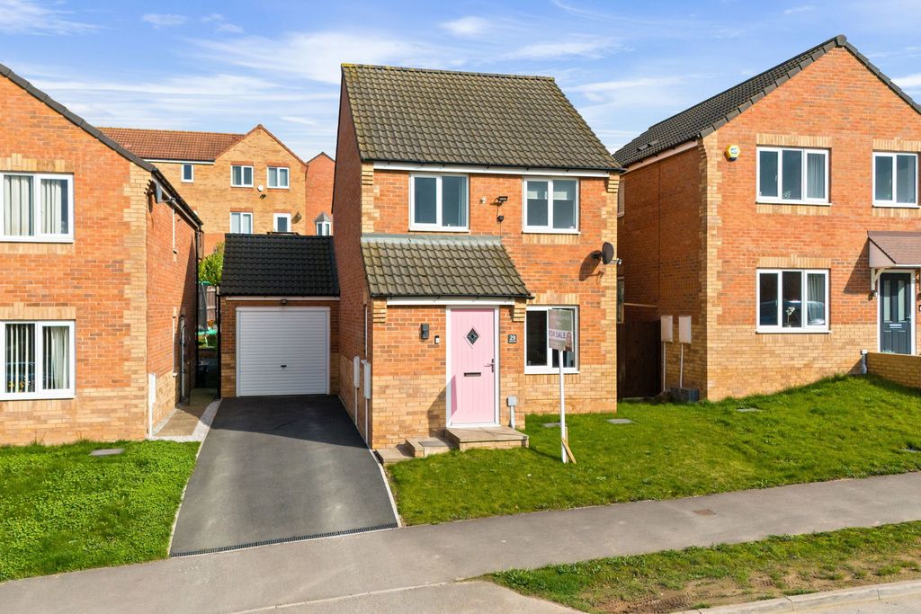 Property photo 1 of 23