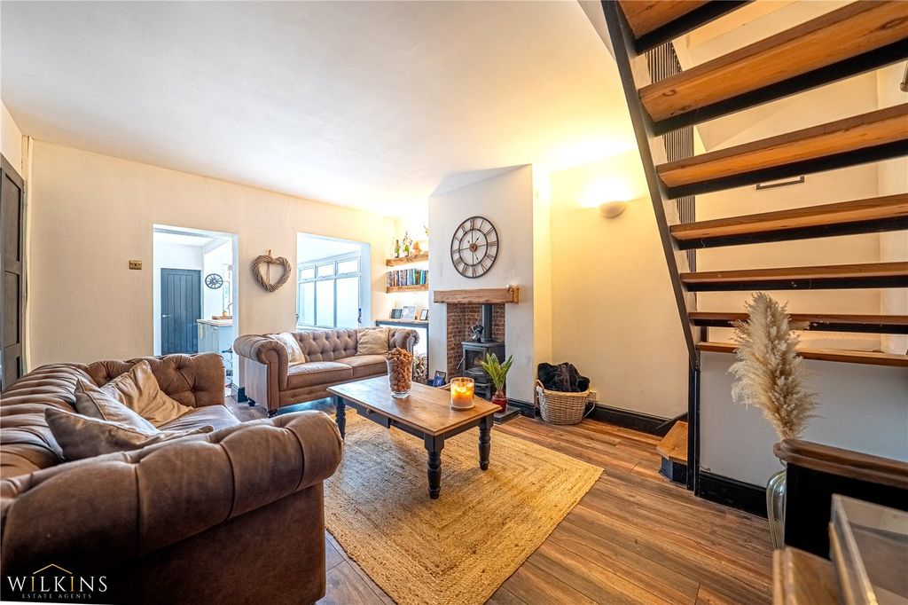 Property photo 2 of 34 Picture No. 09