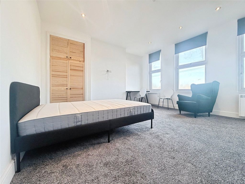 Property photo 1 of 4 Picture No. 08