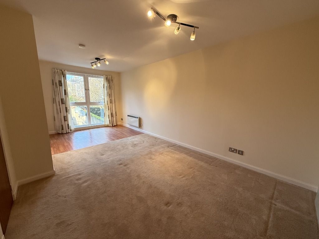 Property photo 3 of 9 Photo 3