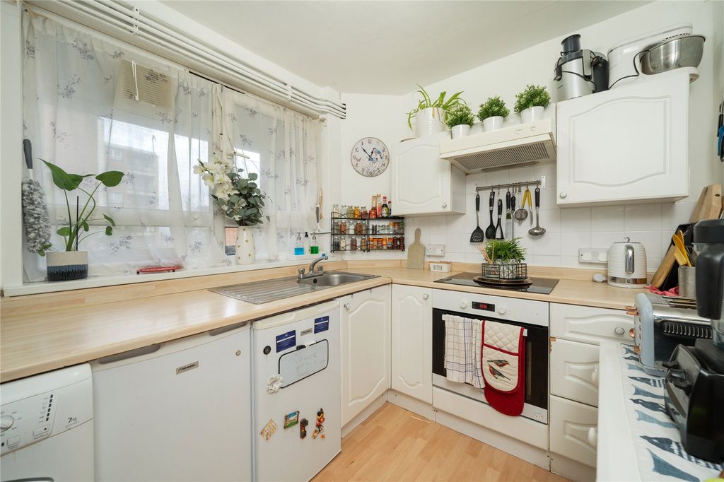 Property photo 3 of 9 Picture No. 03